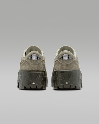 NIKE公式】エア ジョーダン 1 ブルックリン LOW ウィメンズシューズ